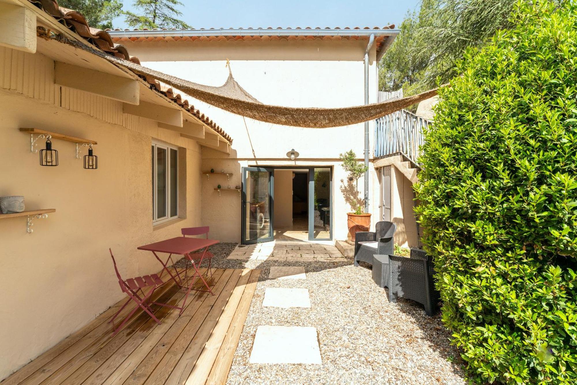 Maison Marvic, Le Laurier T2 阿普特 外观 照片